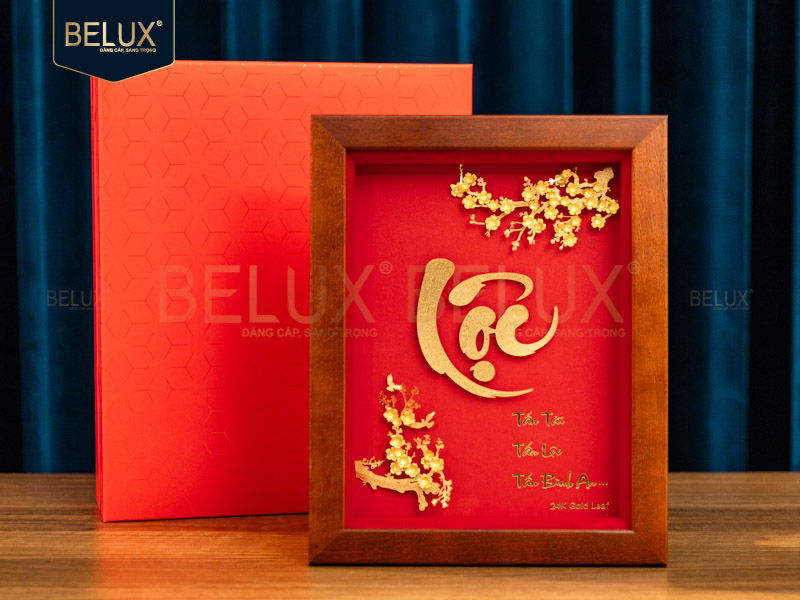 Tranh Chữ Lộc Nền Đỏ Dát Vàng 24k 25x20cm